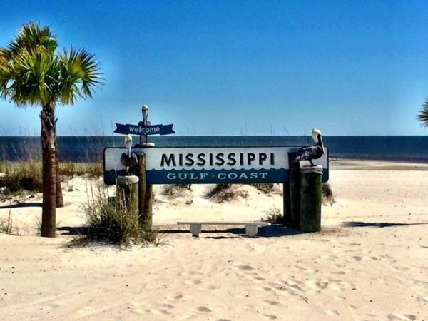 Walk To Beach & Casino! Gulfport Buitenkant foto